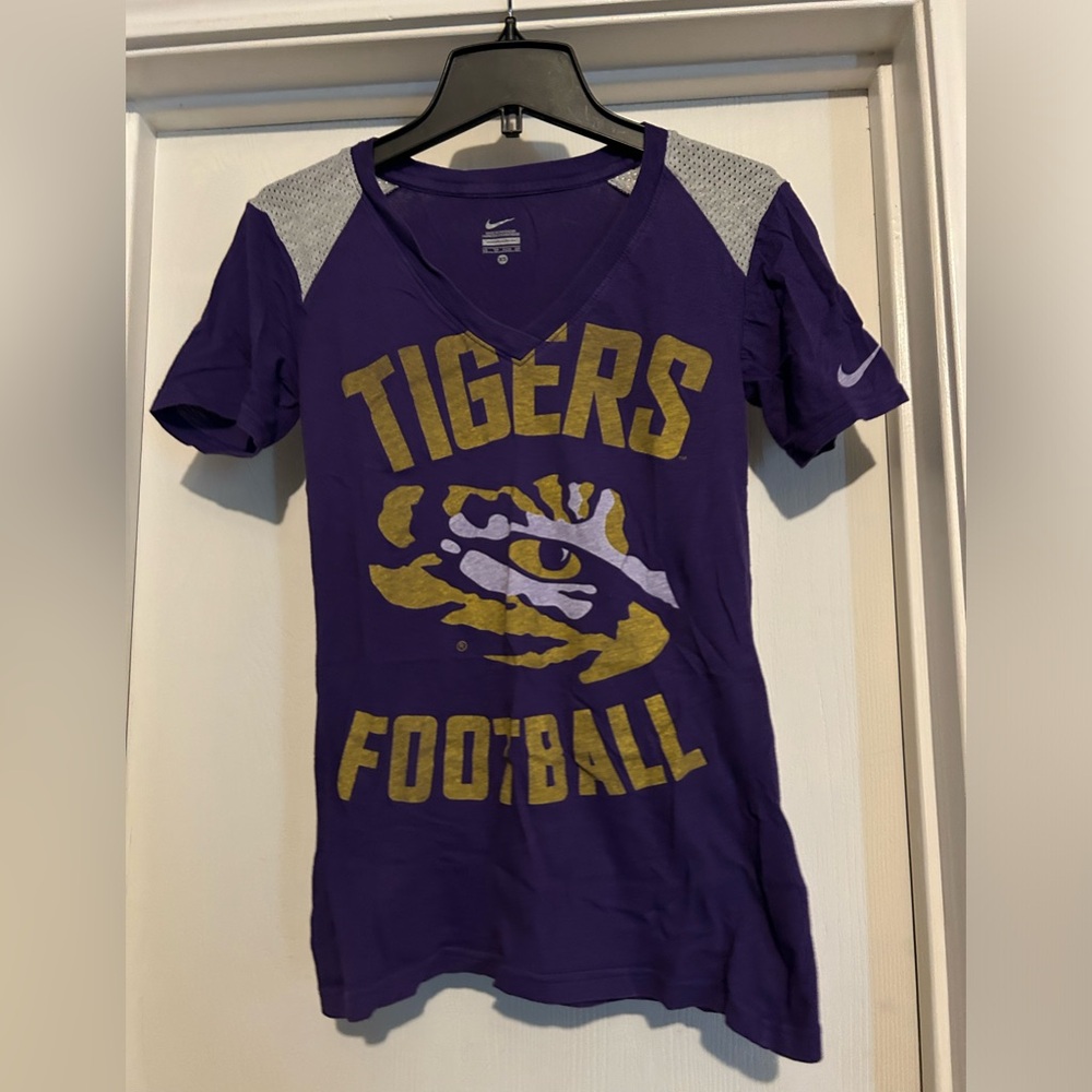Women LSU Nike football shirt xs